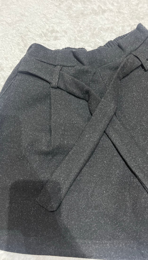 Kemerli Siyah Kadın Mini Şort - Görsel 3