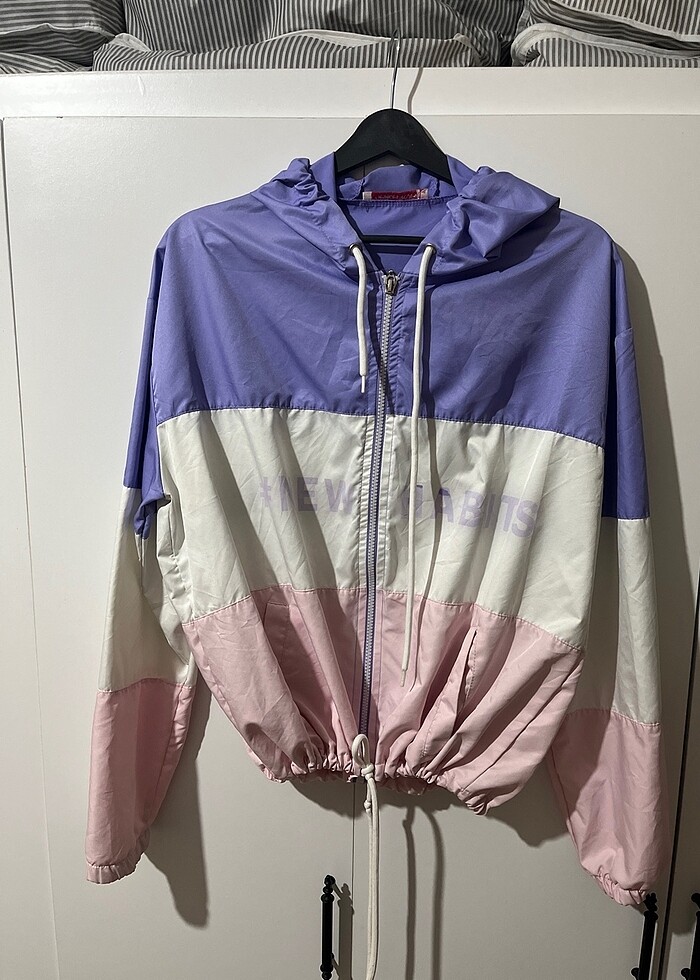 Kapşonlu - Görsel 2