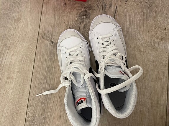 38 Beden beyaz Renk nike blazer mid?77 ayakkabı