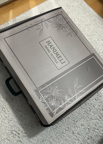 Kırık Beyaz YATAK ÖRTÜSÜ SETİ - Görsel 2