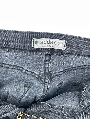 28 Beden siyah Renk Addax Skinny %70 İndirimli.