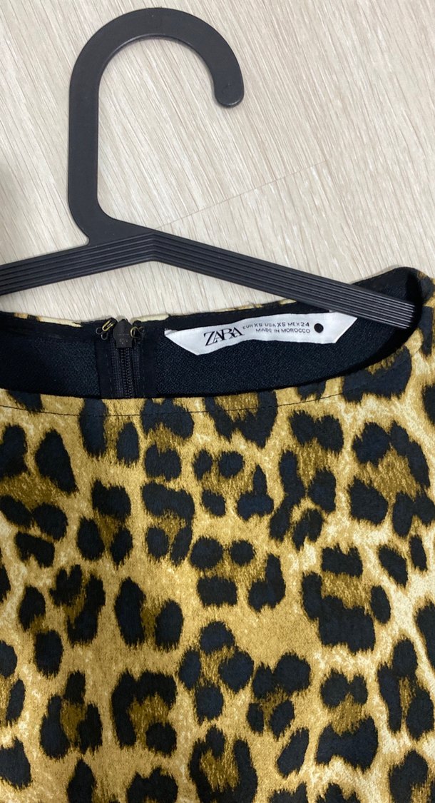 Kahverengi Leopar Desenli Kolsuz Midi Elbise - Görsel 3