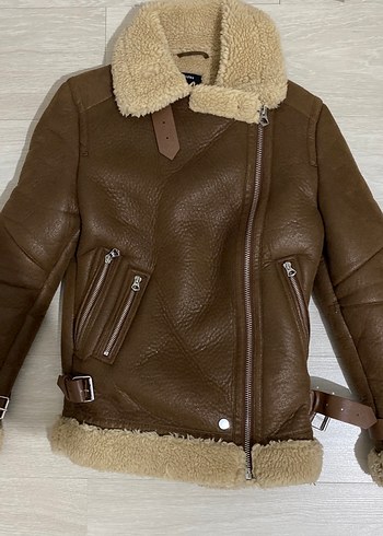 BERSHKA kürklü ceket