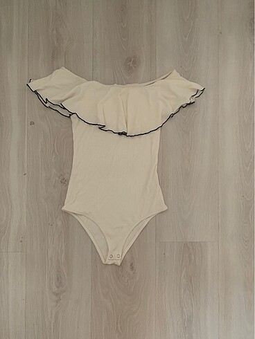 Bershka body