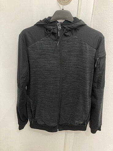 DECATLHON SWEAT M beden