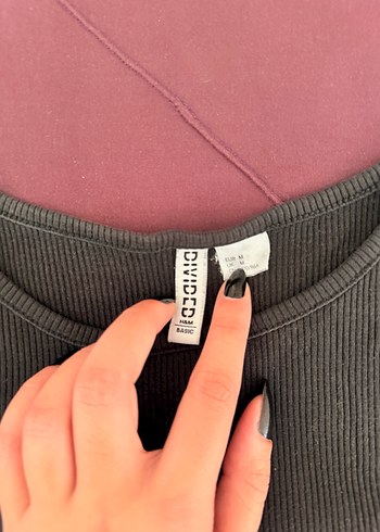 H&M Siyah Crop Top - Görsel 4