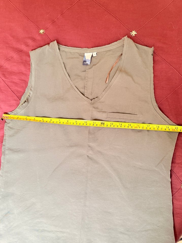 Kolsuz V Yakalı Bluz - Görsel 4