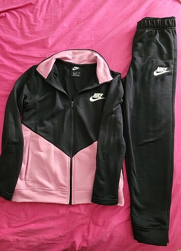Nike kiz cocuk esofmAn tk.