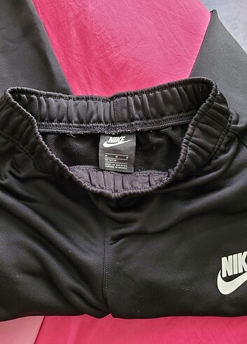 10 Yaş Beden Nike kiz cocuk esofmAn tk.