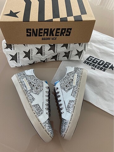 39 Beden Golden goose