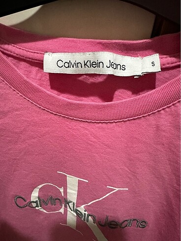 s Beden Calvin klein pembe tişört