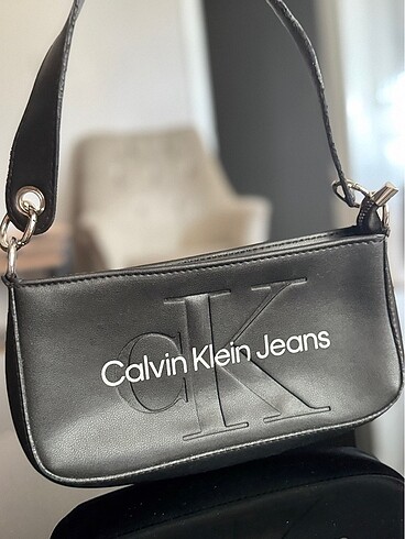 Calvin Klein Calvin siyah çanta