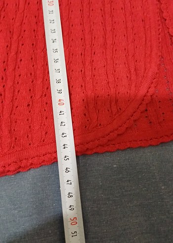 Kırmızı fırfır yaka  delikli Kolsuz Bolero - Görsel 9