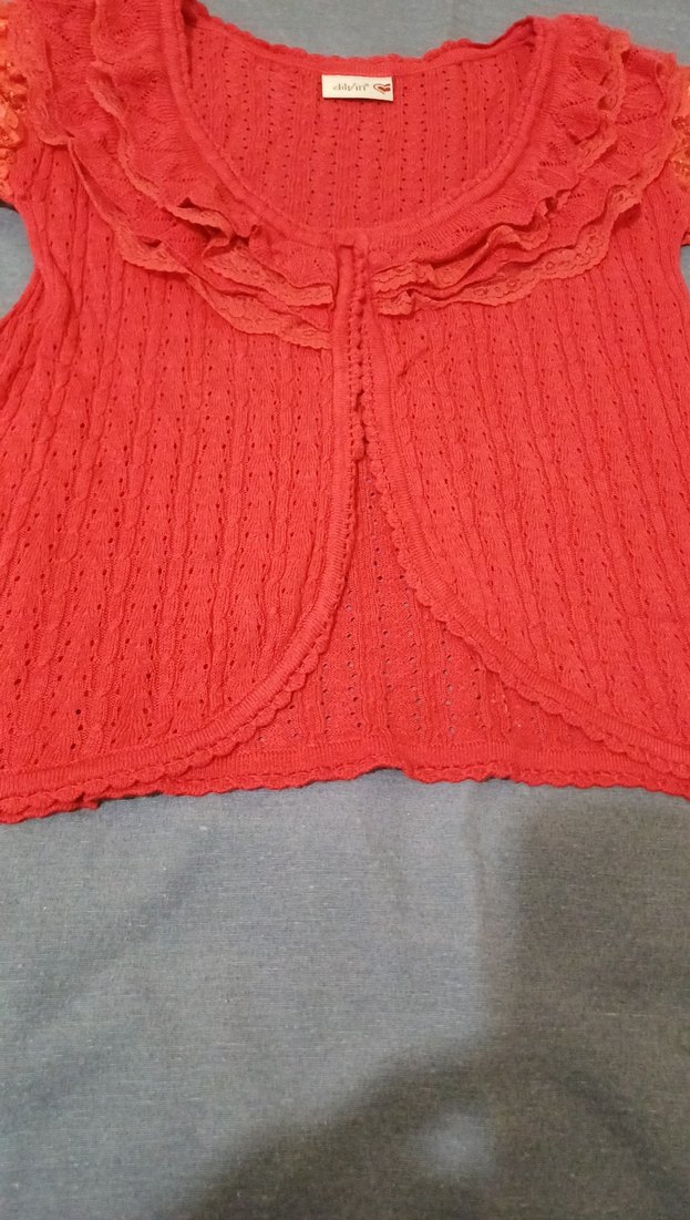 Kırmızı fırfır yaka  delikli Kolsuz Bolero - Görsel 3