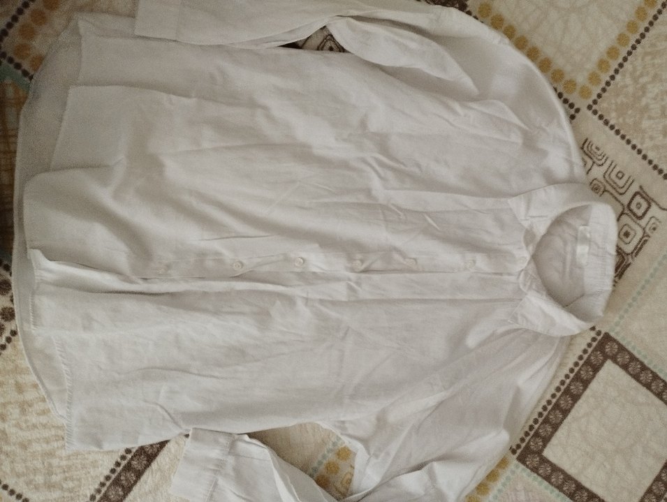 Düğmeli Beyaz Keten Kadın Gömlek - Görsel 2