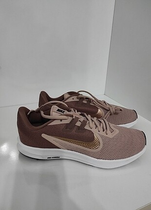 Nike kadın spor ayakkabı