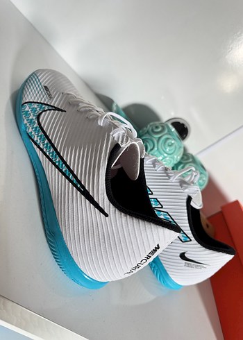Nike Beyaz Erkek Futbol Ayakkabısı - Nike Mercurial