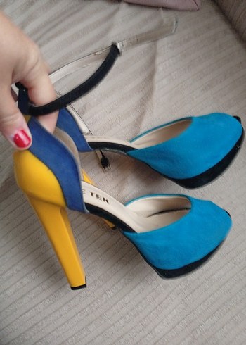 Renkli Tokalı Stiletto Kadın Abiye Ayakkabı