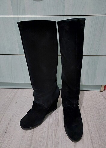 Nine West süet dolgu topuk siyah çizme
