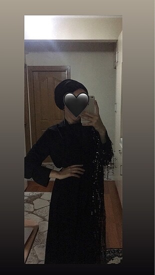 Sarı Pullu Kuşaklı abaya