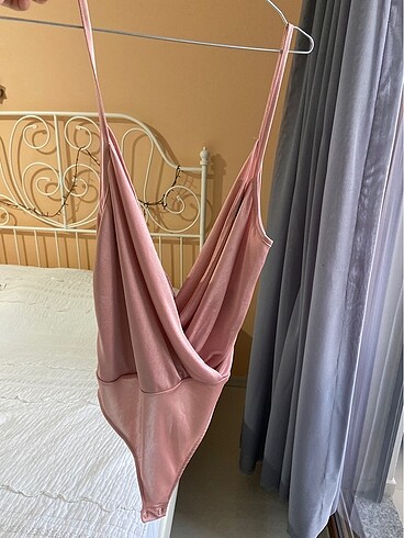 pull and bear saten kruvaze yaka body