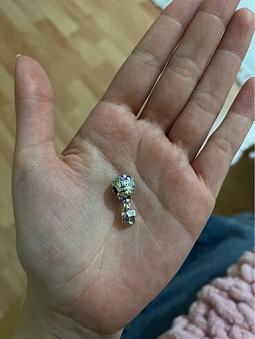 Pandora Pandora charm