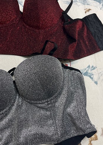 Parlak Kumaştan Straplez Bustiyer - Görsel 4