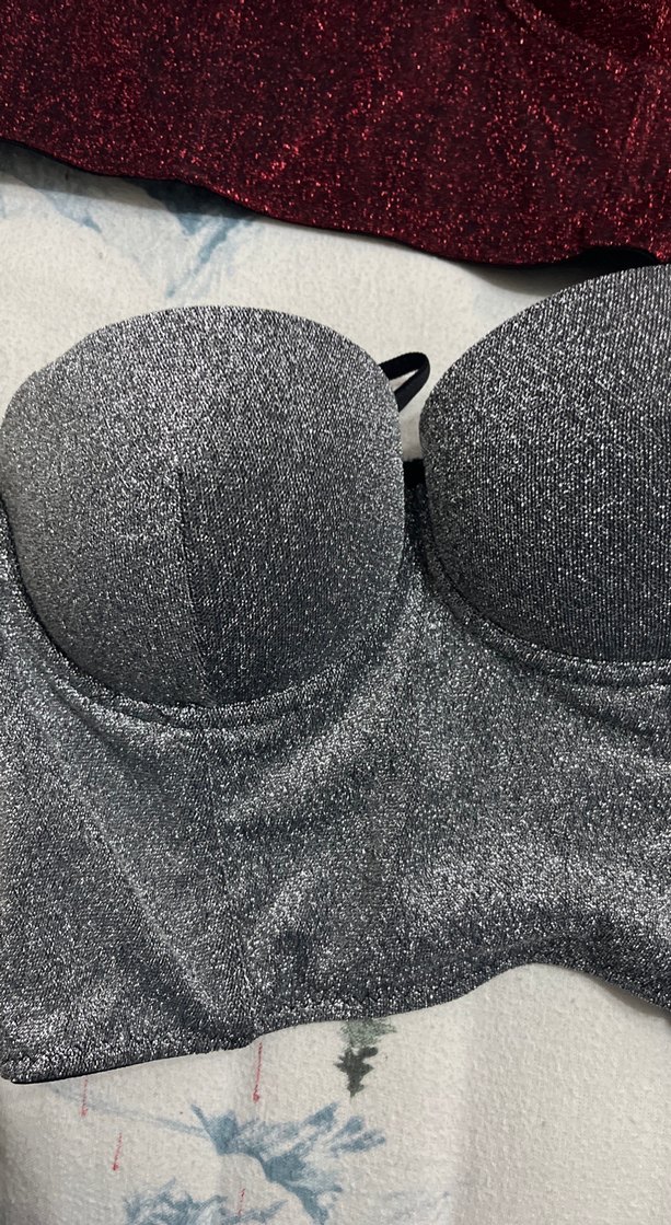 Parlak Kumaştan Straplez Bustiyer - Görsel 2