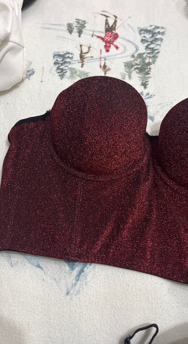 Parlak Kumaştan Straplez Bustiyer - Görsel 3