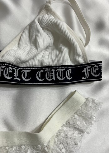 Nakışlı Beyaz Goth Mini Sütyen ve Külot - Görsel 4