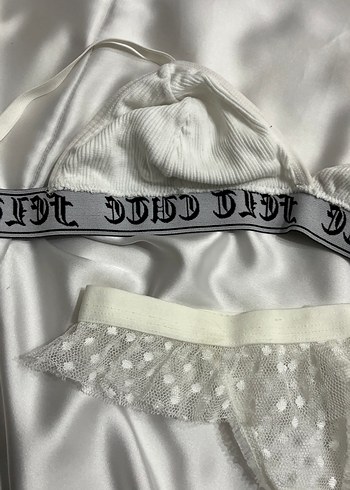 Nakışlı Beyaz Goth Mini Sütyen ve Külot - Görsel 7