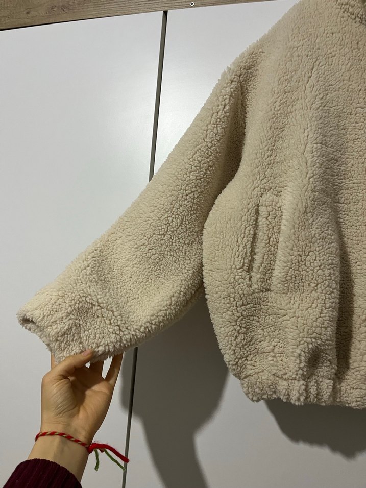 Bej Peluş Kadın Mont Yüksek Yaka - Görsel 4