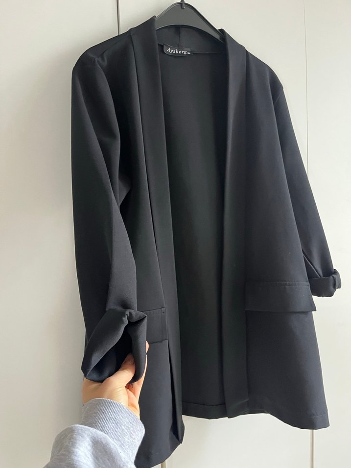 Siyah Kadın Midi Blazer - Minimalist Stil - Görsel 3