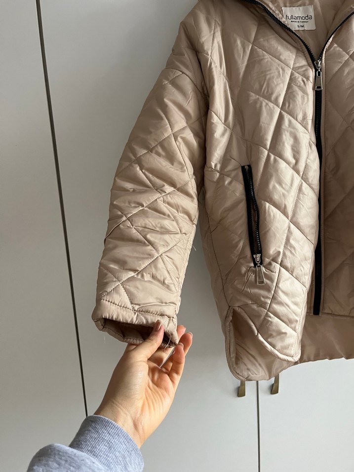 Bej Kapitone Fermuarlı Kadın Ceket - Görsel 3