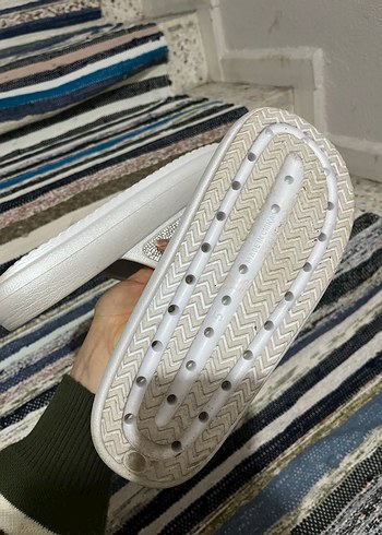 Simli Beyaz Platform Terlik - Görsel 5