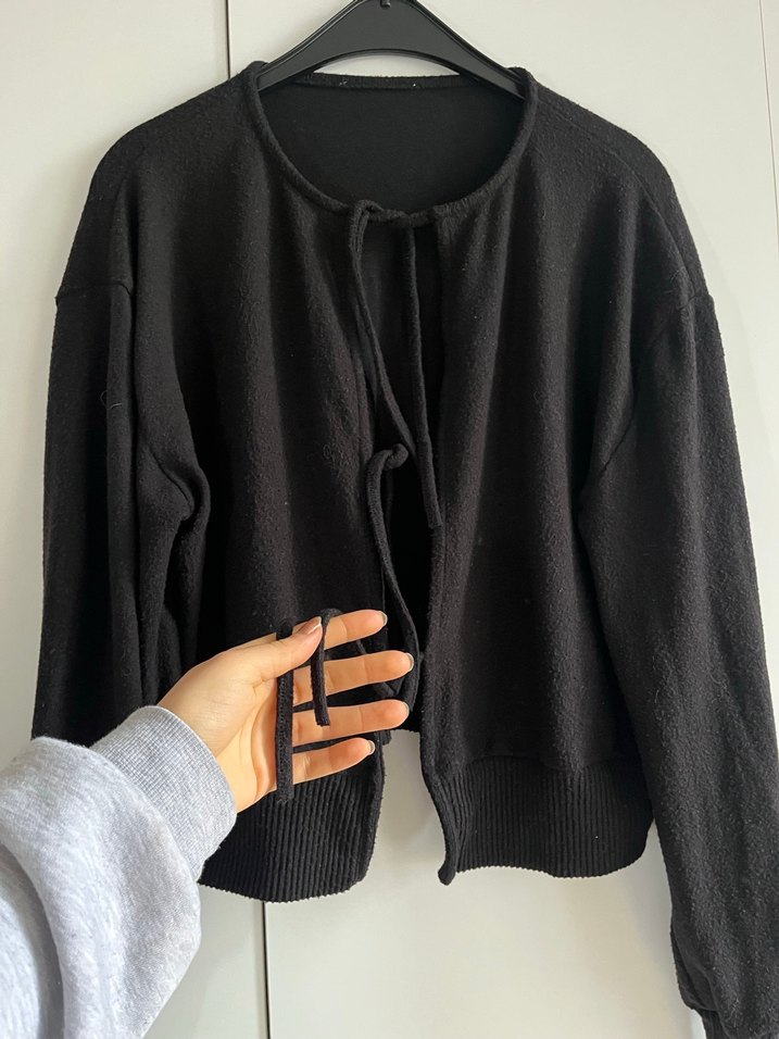 Siyah Mini Kadın Hırka, Rahat Kesim - Görsel 2