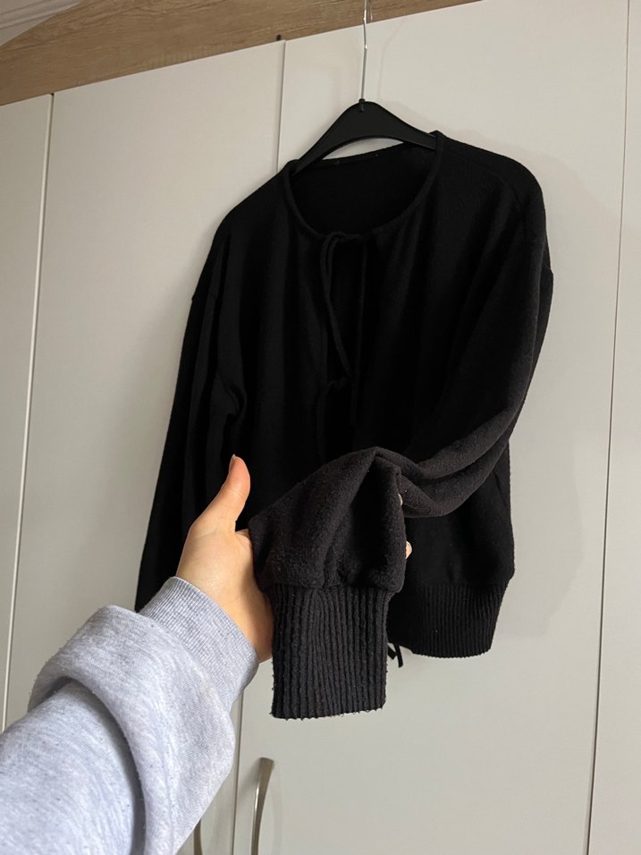 Siyah Mini Kadın Hırka, Rahat Kesim - Görsel 3