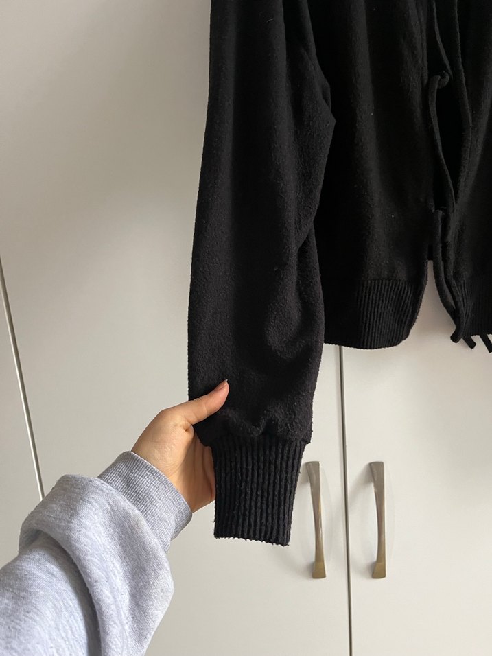 Siyah Mini Kadın Hırka, Rahat Kesim - Görsel 4