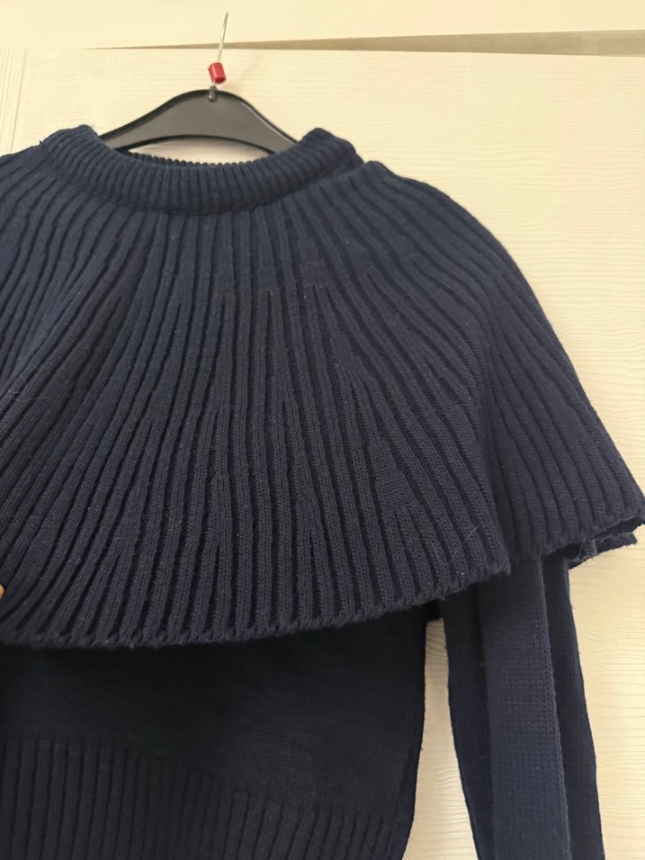 Siyah Örgü Yüksek Yakalı Kadın Kazak - Görsel 3