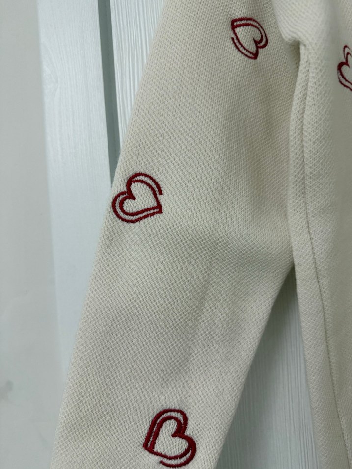 Nakışlı Düğmeli Beyaz Triko Hırka - Görsel 2