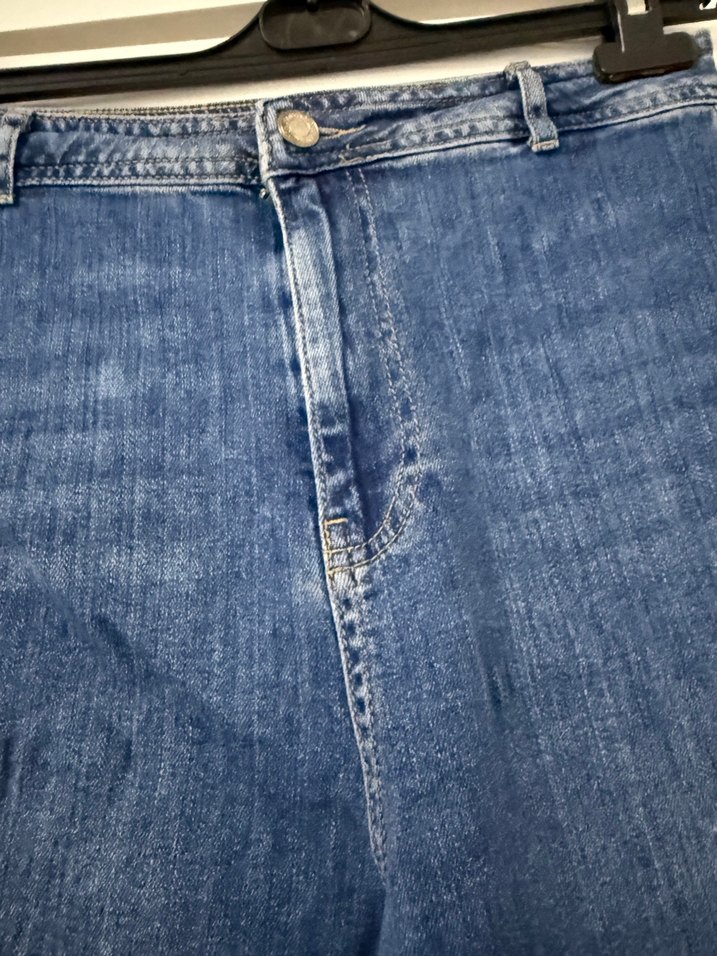 Kadın Mavi Bol Kesim Midi Kot Pantolon - Görsel 3