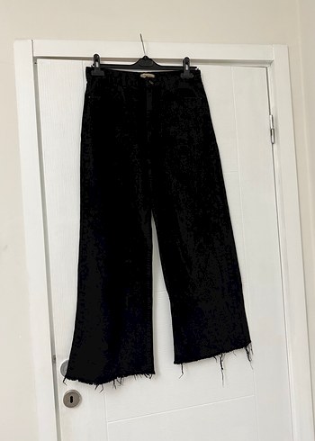 Siyah Salaş Midi Denim Pantolon - Görsel 4