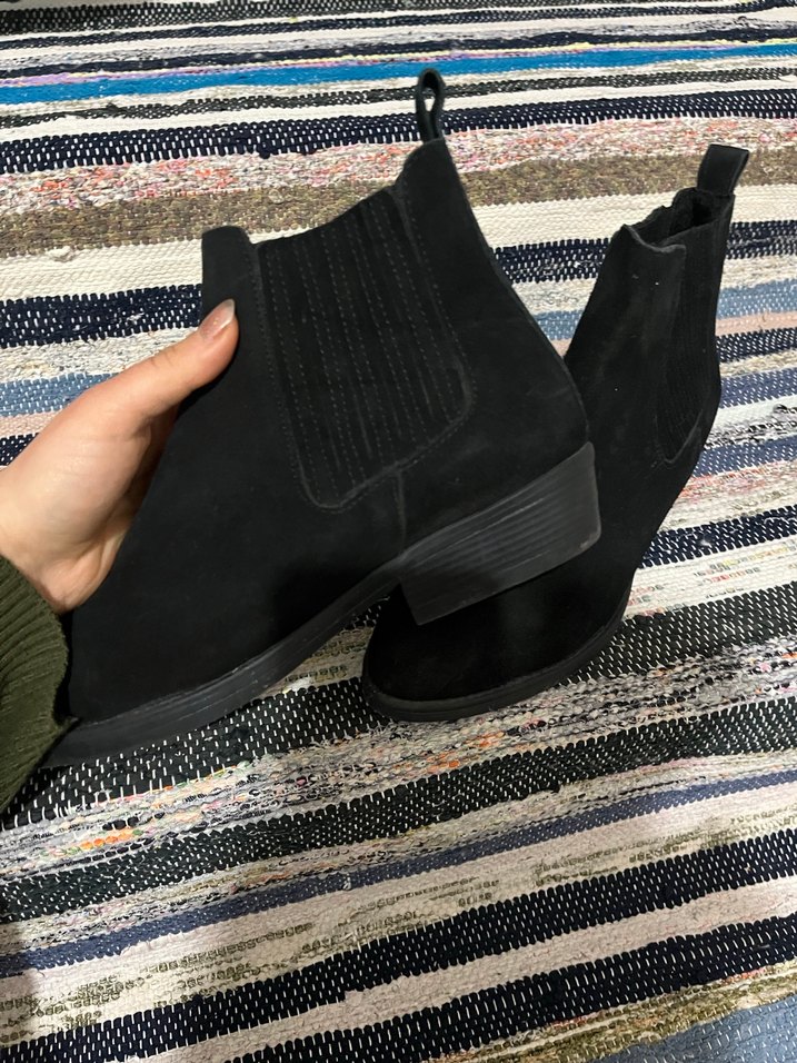 Siyah Süet Kadın Blok Topuklu Bot - Görsel 2