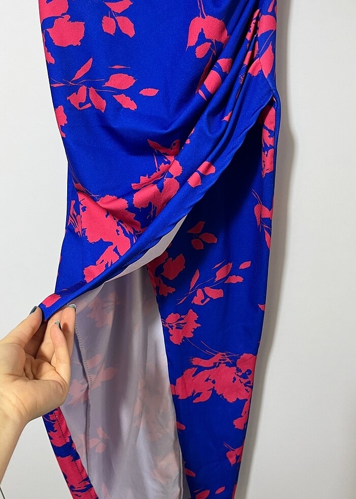 Detaylı elbise - Görsel 4