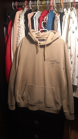 Camel sweatshirt