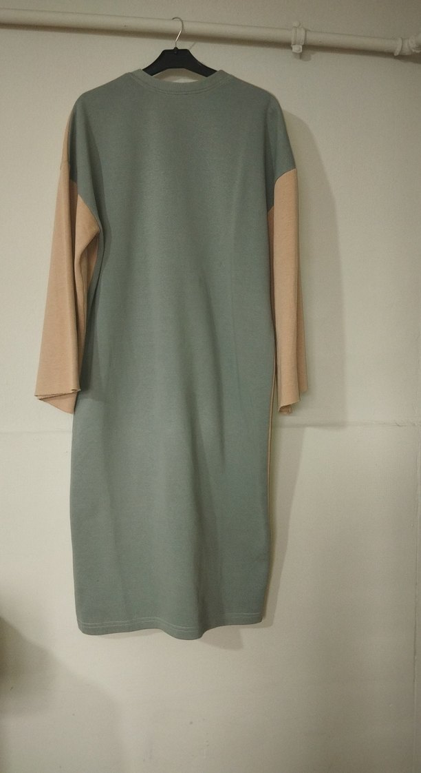 Bej Uzun Kollu Salaş Triko Elbise - Görsel 5