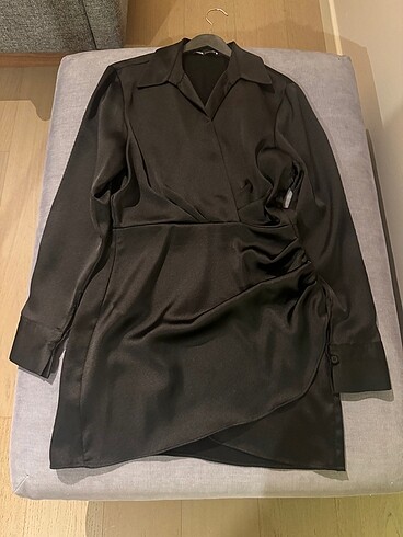 Zara Siyah Saten Elbise S