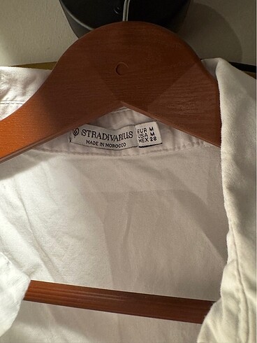m Beden Stradivarius M Beyaz Bluz