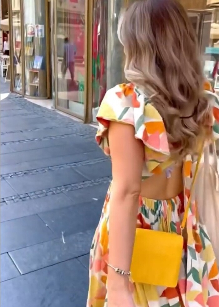 Keten Çiçekli Çok Tarz Elbise - Görsel 3