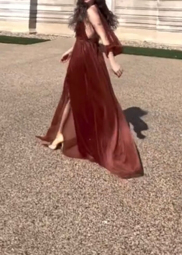 Abiye Nişan Yırtmaçlı Elbise - Görsel 5